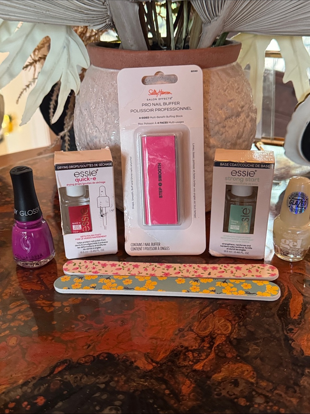 Essie & Sally Hansen 7 Piece Nail Care set
